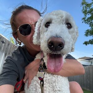 Meet your Posher, Kenz